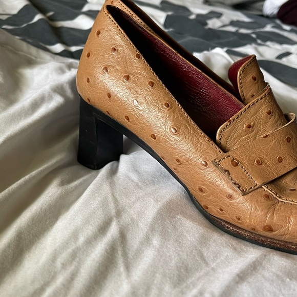 Ostrich leather, square toes shoe size 7 - Picture 4 of 5